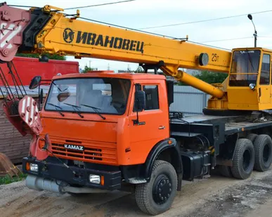 фото Услуги и аренда автокранов 14-25тонн