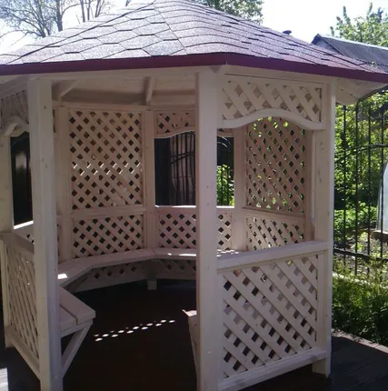 Фото №0 Беседка деревянная восьмигранная