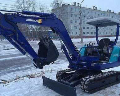 фото Экскаватор Airman AX30
