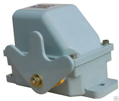 Фото №0 Выключатель КУ 704 (W - образный рычаг)