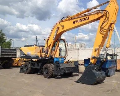 фото Аренда колесного экскаватора Hyundai R210W-9S, Красноярск