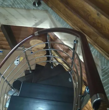 Фото №0 Изготовление и монтаж лестниц