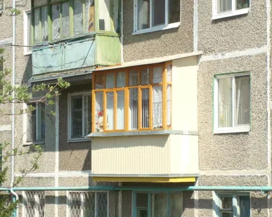 фото Установка крыши на балкон