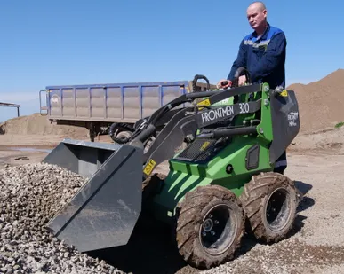 фото Frontmen 320