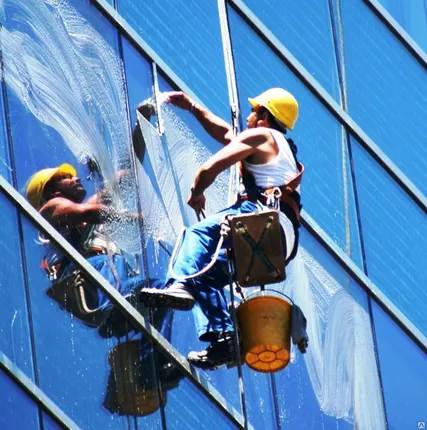 Фото №0 Высотная мойка окон