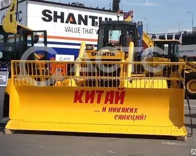 фото Бульдозер Shantui SD16R