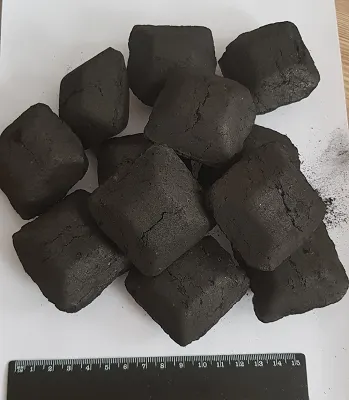 Фото №1 Уголь древесный брикетированный + шашка -розжиг, 2,2 кг