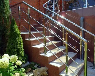 фото Перила из нержавеющей стали с 3 ригелями TQZ026