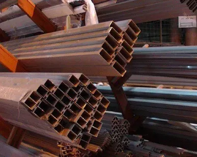 фото Труба алюминиевая марка 1561 профильная 40х20 мм