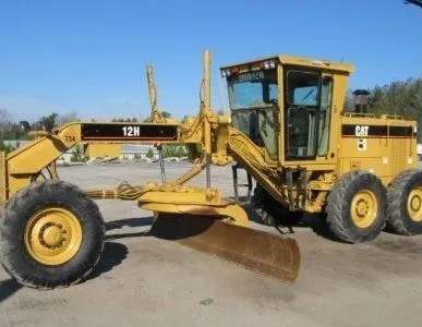 фото Аренда автогрейдера CATERPILLAR 120H