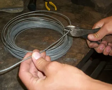 фото Проволока  низкоуглеродистая термообработанная  оцинкованная ГОСТ 3282-74 0,8мм; 0,9мм; 1мм; 1,2мм; 1,5мм; 1,6мм; 1,8мм; 2мм; 3мм; 4мм; 5мм,;6мм;  от 1 метра