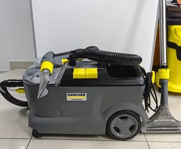 фото Моющий пылесос Karcher Puzzi 10/1