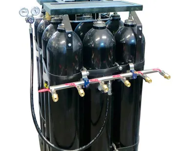 фото Моноблок газовый на 12 баллонов МБ-12-50-200 для азота
