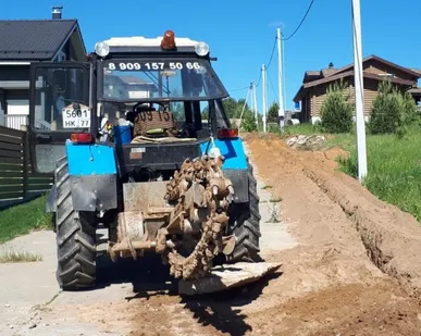 фото Аренда грунтореза и траншеекопателя