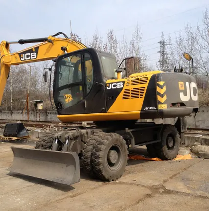 Фото №0 Аренда колёсного экскаватора JCB, Хитачи,Хендай в Москве и Мо