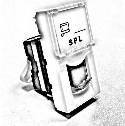 Фото №0 Розетка RJ45 cat.5e (аналог Legrand Mosaic45)