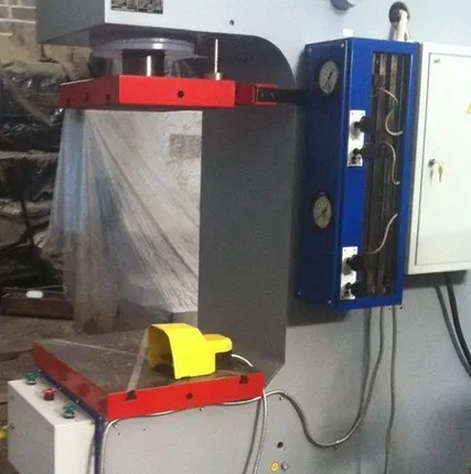 Фото №0 Гидравлические пресса PYE-25S1. ( Аналог П6324.)