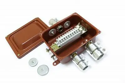 Фото №0 ЗЭТАРУС Коробка клеммная метал. для стальных труб 215*175*100 5вых. метал. (ККМТ-10) У3 IP31 ЗЭТАРУС