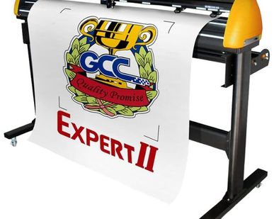 фото Режущий плоттер GCC Expert