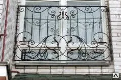 фото Кованая решетка на окно