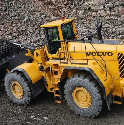 Фото №0 Аренда и услуги фронтального погрузчика