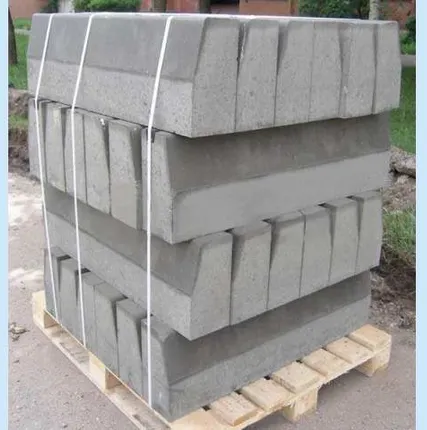 Фото №0 Бордюр железобетонный БР 100.30.15