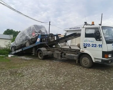 фото Служба эвакуации автомобилей
