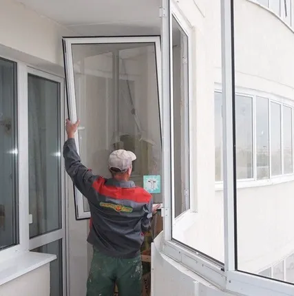 Фото №0 Монтаж лоджий зимой