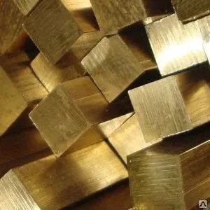 фото Квадрат латунный 10х10 Л63П