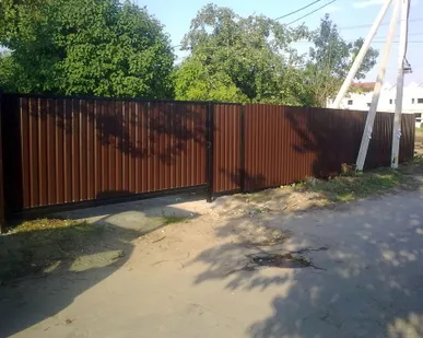 фото Забор из профнастила