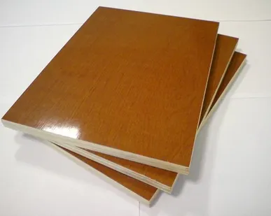 фото Фанера ламинированая