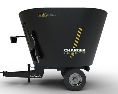 фото Вертикальный смеситель-кормораздатчик CELIKEL CHARGER V10