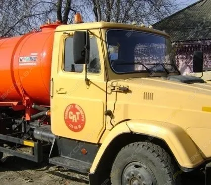 Фото №1 Аренда ассенизаторской машины (вакуумной) ЗИЛ КО-520, Санкт-Петербург