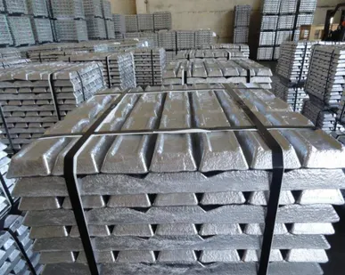 фото Чушка алюминиевая А7