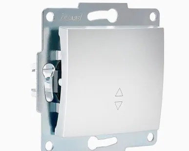 фото Механизм выключателя проходного 1-кл. 1п СП Karina 10А IP20 мат. серебр. LEZARD 707-4388-105