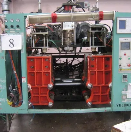 Фото №0 Экструзионно-выдувной станок YBL-80D-1 (Китай)