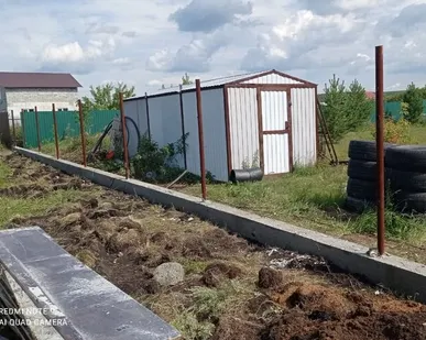 фото Установка столбов для заборов