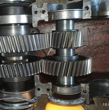 Фото №0 Запчасти на реверс–режимный редуктор тепловозов ТГМ23 Б;В и отбойные валы