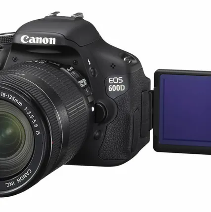Фото №0 Аренда и прокат фотоаппарата Canon EOS 600D Kit