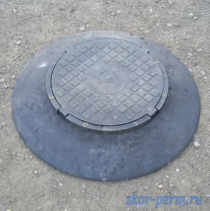 Фото №1 Колодец Конус с люком 1,5 т  h=100 мм D=1080 мм