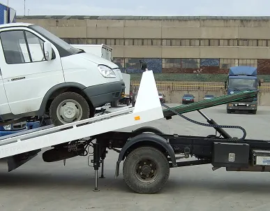 фото Эвакуатор автомобилей на шасси DongFeng 1065 2017 года