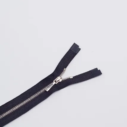 Фото №0 Молния металл Т1 70см раз. т.синий/никель