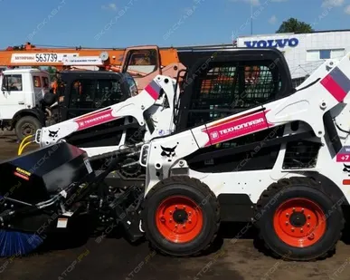 фото Аренда мини-погрузчика Bobcat S530, Рыбинск