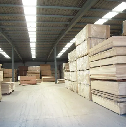 Фото №0 Фанера березовая ФК 18 мм 1220х2440 мм сорт 4/4