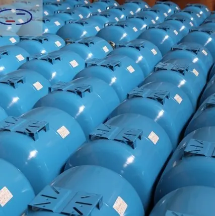 Фото №0 Бак для воды (гидроаккумулятор) "Униджиби" 12