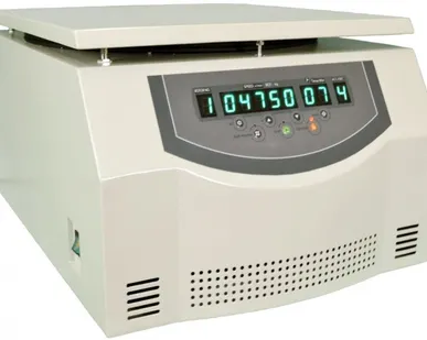 фото Центрифуга лабораторная ULAB UC-1536E (до 5000 об/мин, 4х250 мл, 8х50 мл, 24х10 мл)