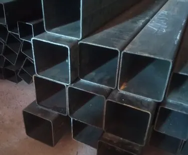 фото Профессиональная труба 100*100*3