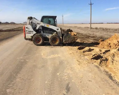 фото Аренда мини-погрузчика Bobcat S650, Сочи