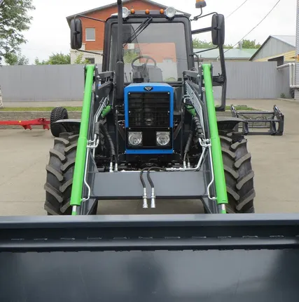 Фото №6 Фpонтaльный погрузчик ПКУ EurоМАХ на трактора МТЗ 8 и 9 серии в том числе с усиленным мостом.