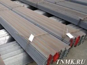 фото Уголок стальной равнополочный 85х85х5 мм С245 ГОСТ 8509-93